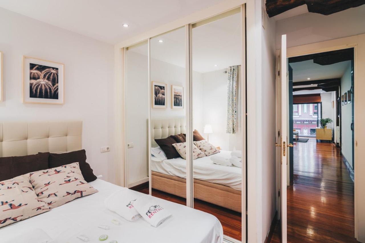 Apartment Old Town Madari By People